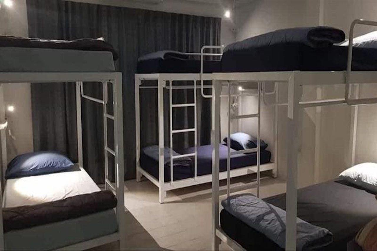 Films House Hostel بانغسين المظهر الخارجي الصورة