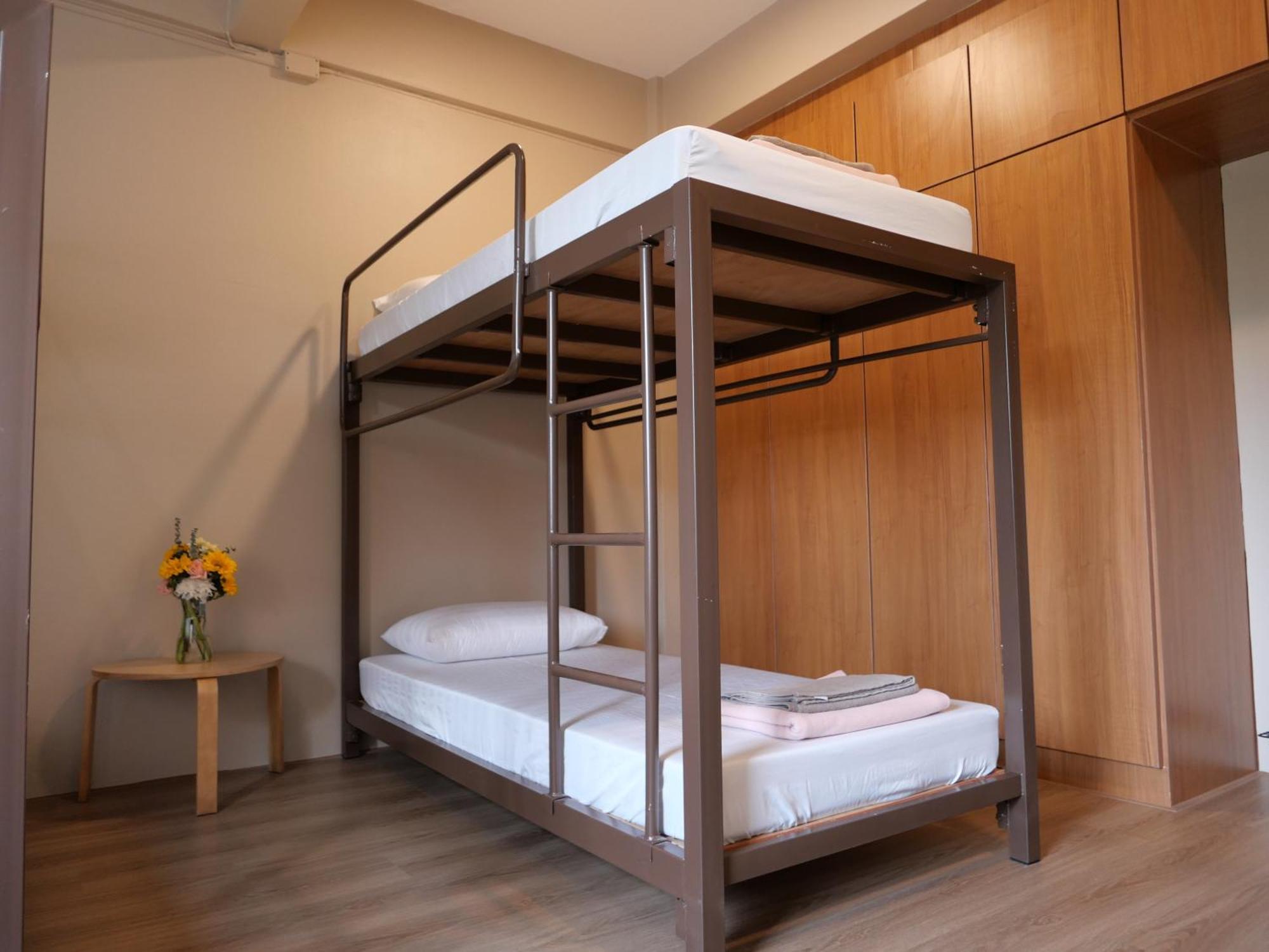 Films House Hostel بانغسين المظهر الخارجي الصورة