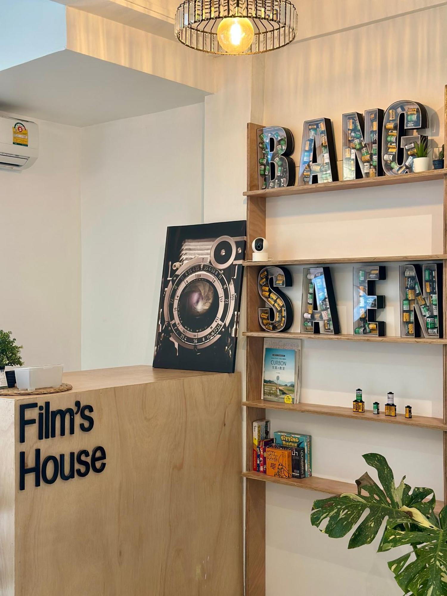 Films House Hostel بانغسين المظهر الخارجي الصورة